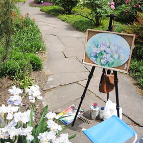 Peinture : Light blue Irises - Oil on canvas/ cardboard (oval) - 40 x 30 cm